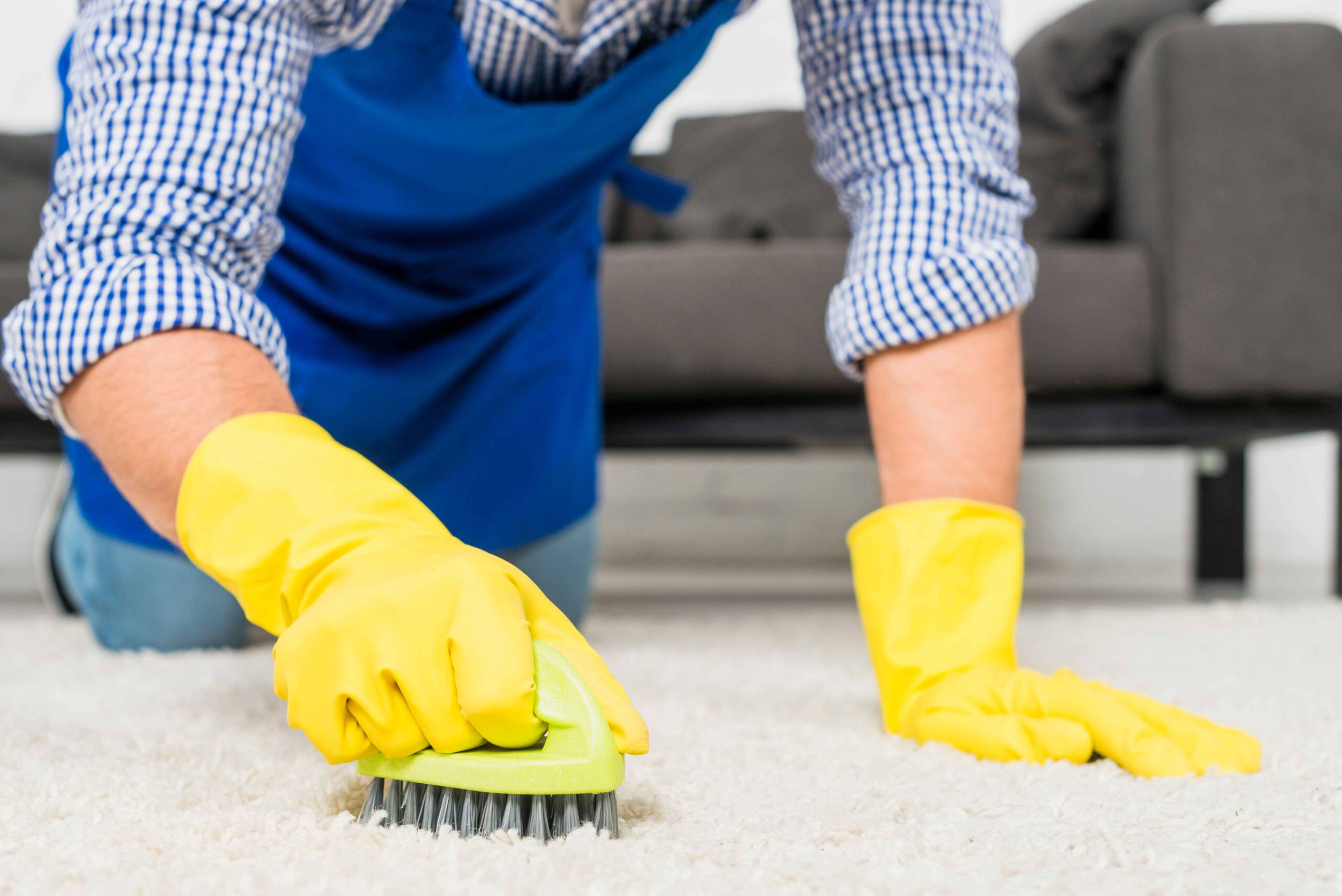 Carpet cleaning(per small room)